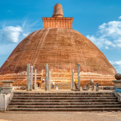Jetavanaramaya & Abhayagiri Monasteries